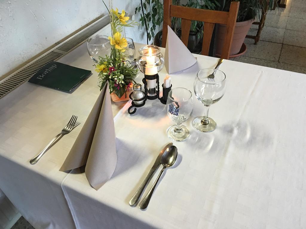 Kis-Duna Motel & Camping Mosonmagyaróvár Eksteriør billede